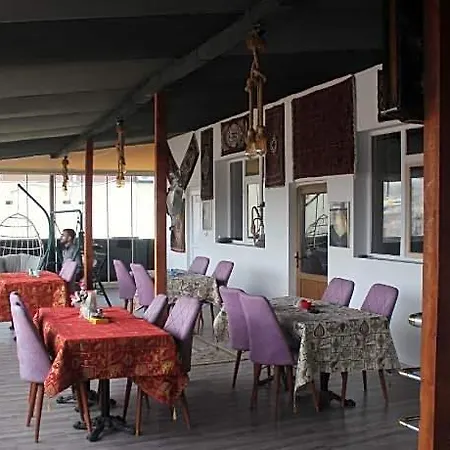 Glorious House Hotel 5*