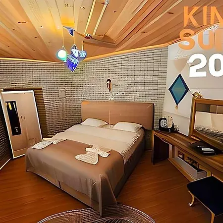 Hotel Glorious House 5*