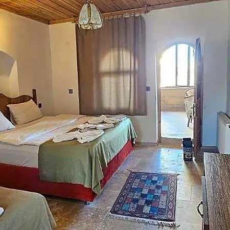 Hotel Glorious House